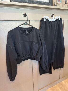 Free people fp movement on your mark set two piece set
